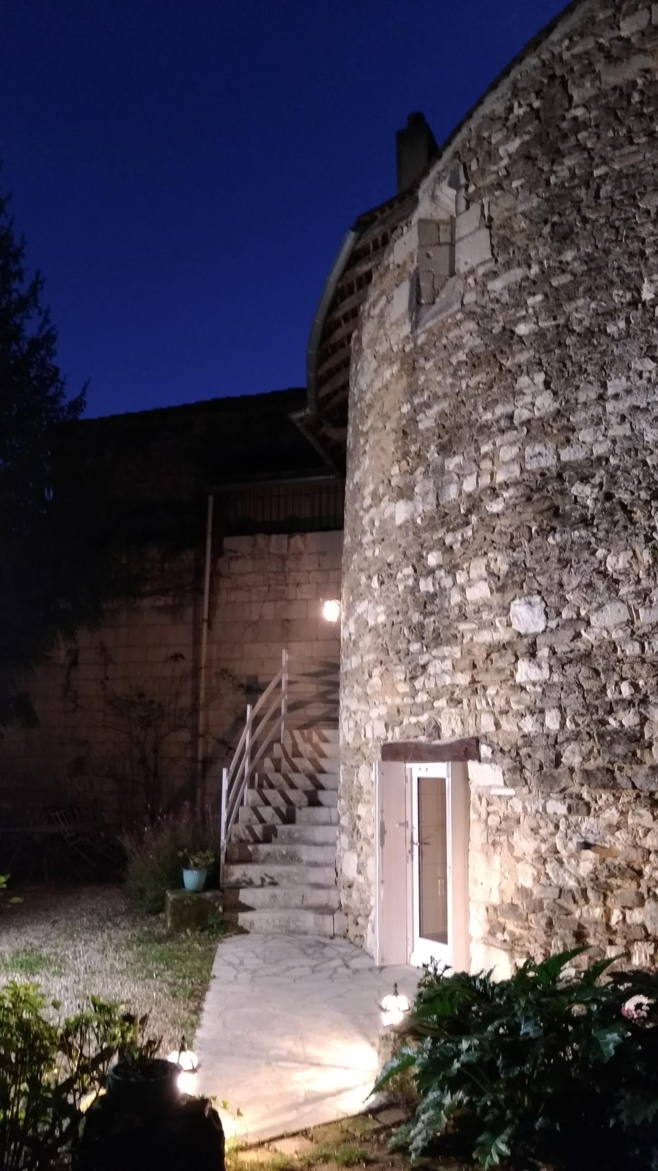 P_20221101_181615_vHDR_On